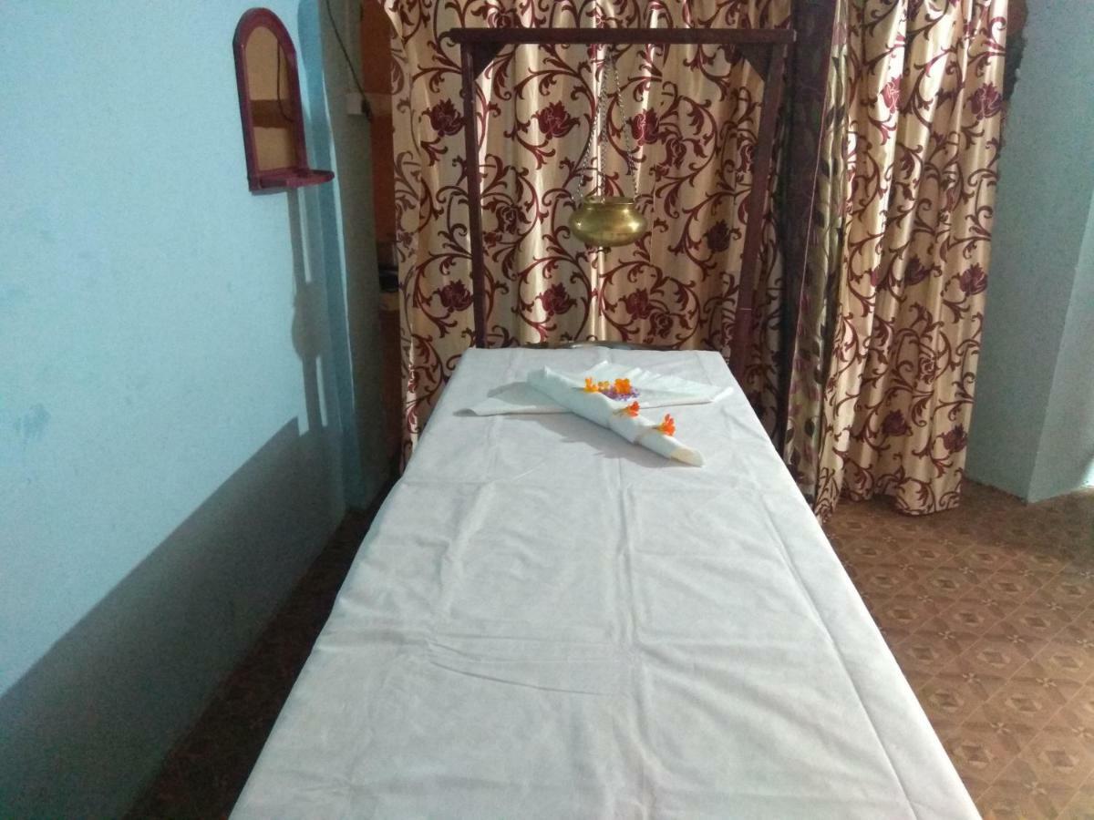 Rishikesh Sadan A Yoga & Spritual Retreat Hotel Tapovan Екстериор снимка